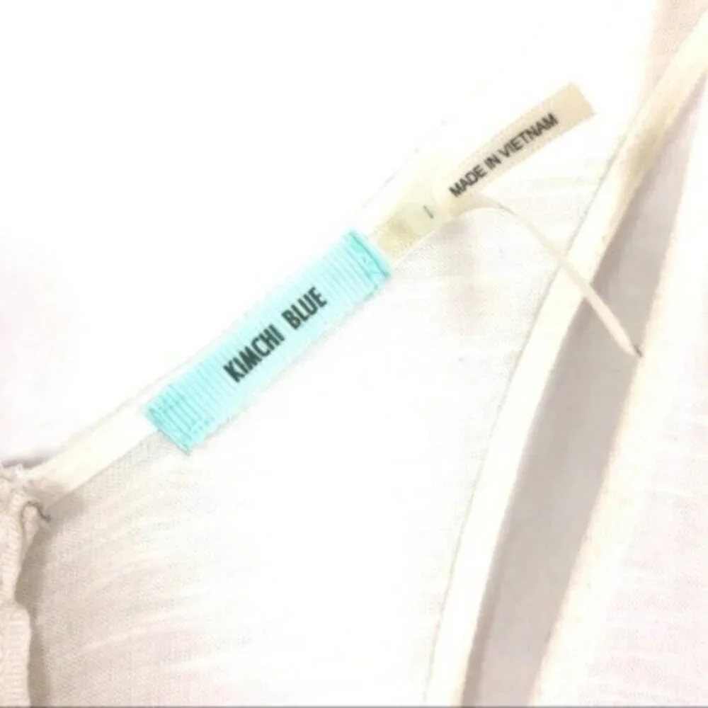 Kimchi Blue | Urban Outfitters White & Lace tank Size Small
